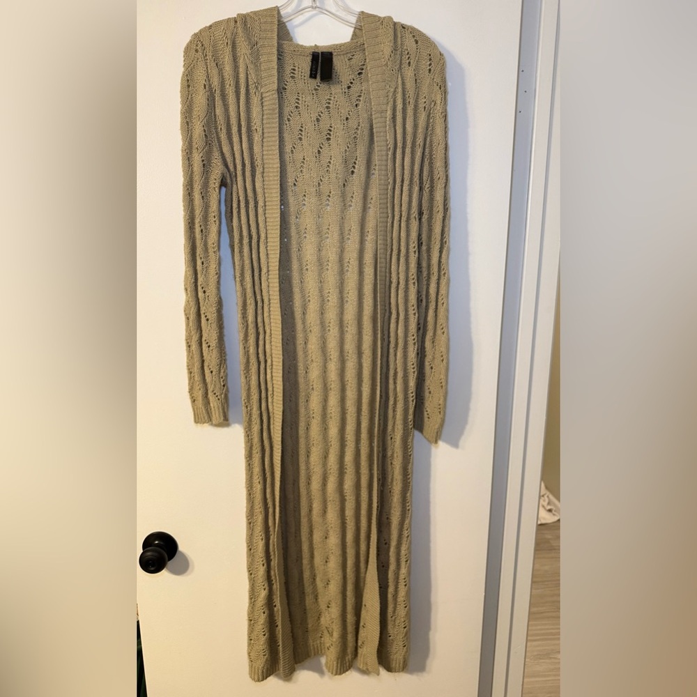 Women’s Long Cable Knit Cardigan Beige Medium